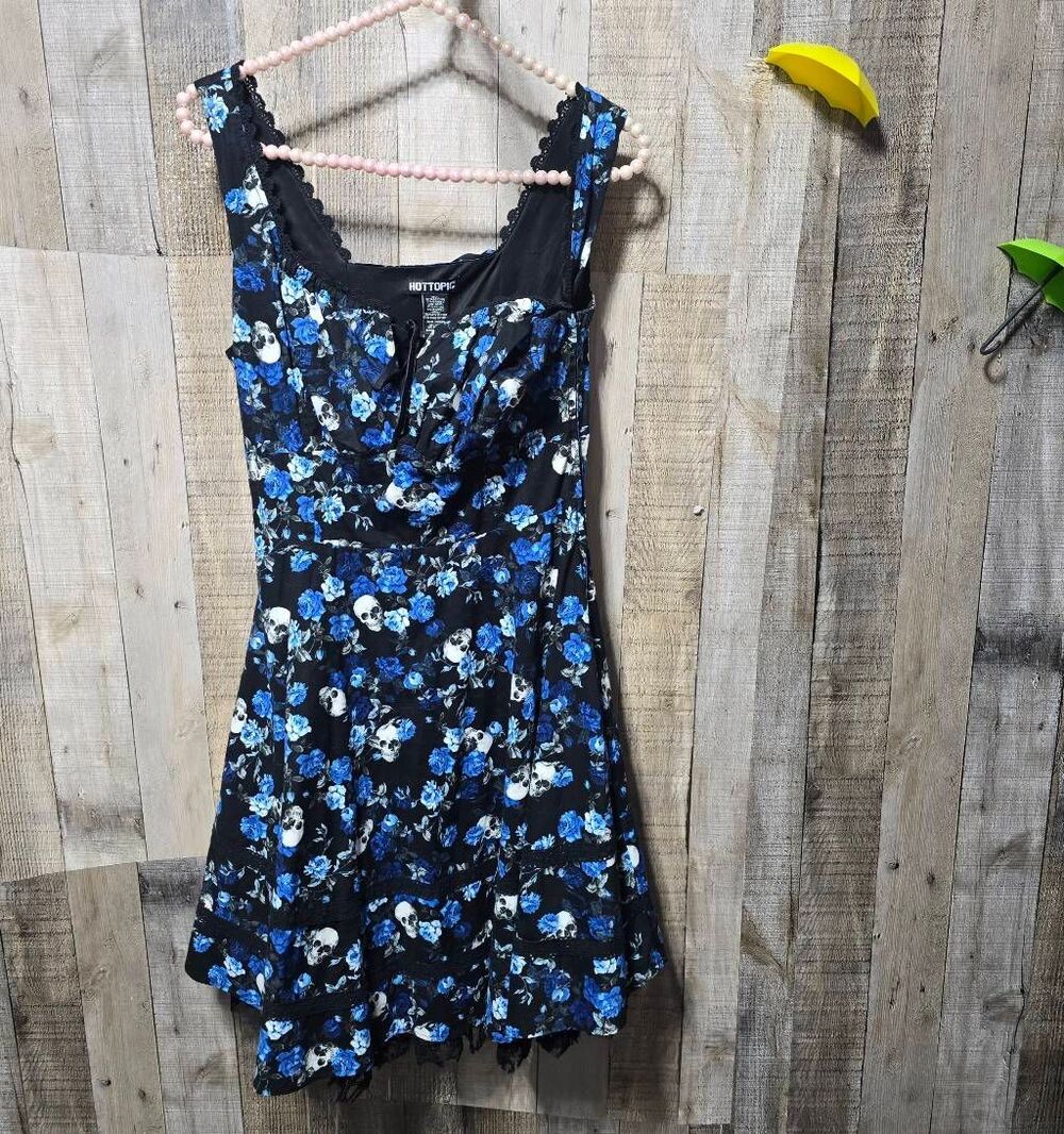 Hot Topic Blue Skull Floral Skater Fit and Flare Mini Dress Medium Goth Hallowee